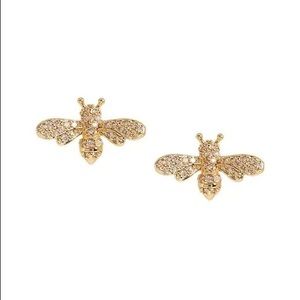 BNWT bee earrings